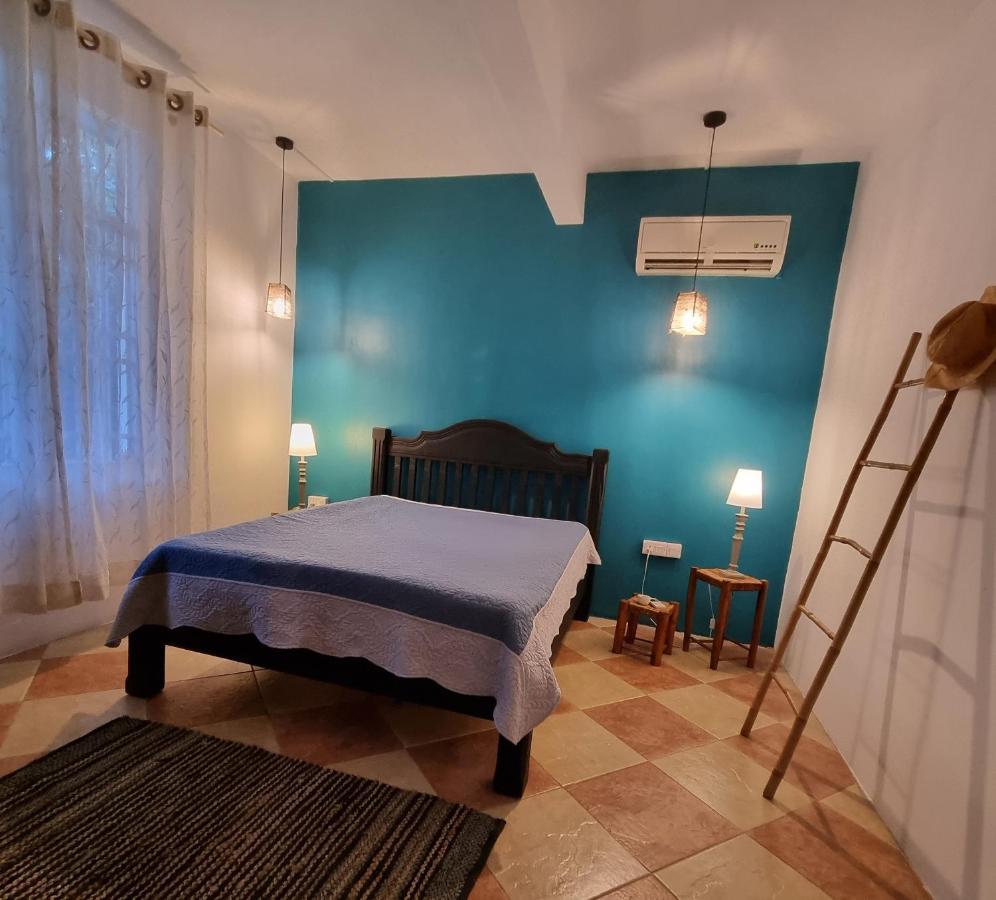 Cside Escape Villa Flic en Flac Экстерьер фото